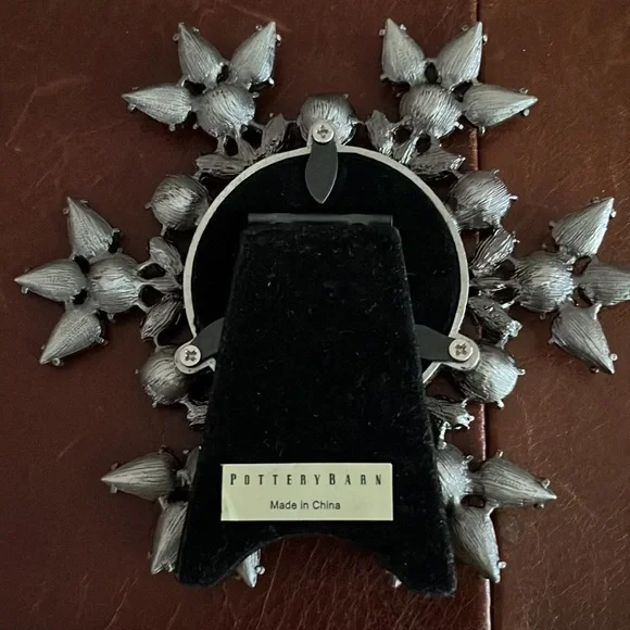 Jeweled frame - Picture 6 of 6